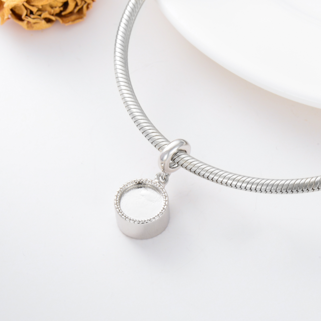 Circle Photo Holder Cremation Charm